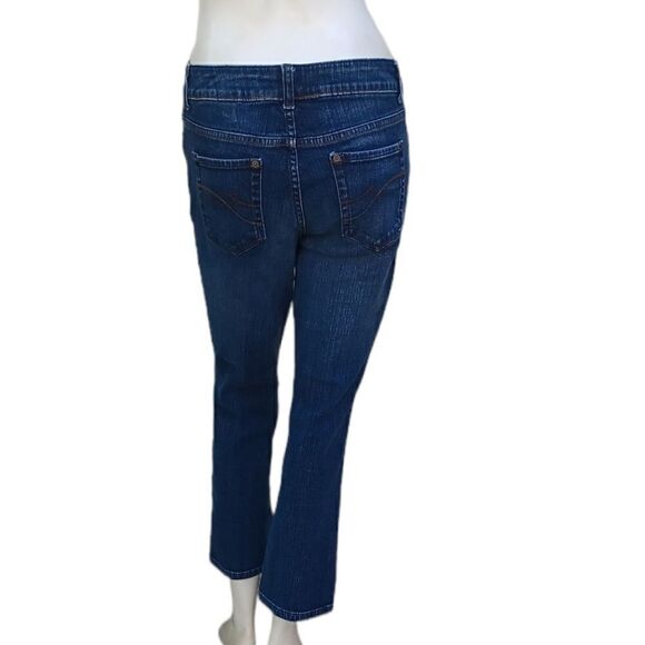 53028..Dkny Straight leg Jeans Size 6R, W28" 25"Inseam 8"Rise - Picture 5 of 6